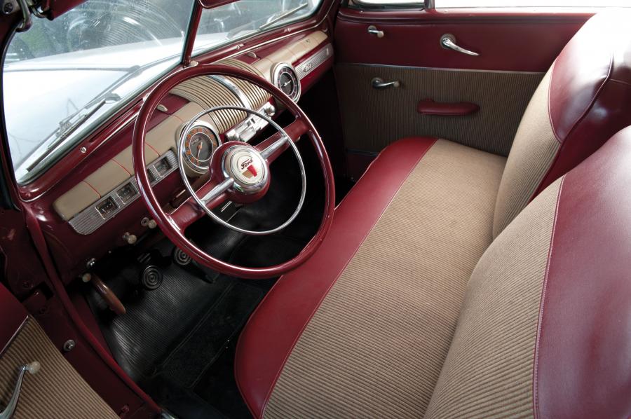  Ford Super DeLuxe Convertible 1946 года  (фото 16 из 18)
